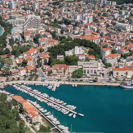 Adriatic Center Ii شقة