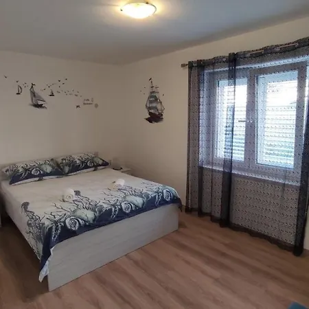 Adriatic Center Ii *