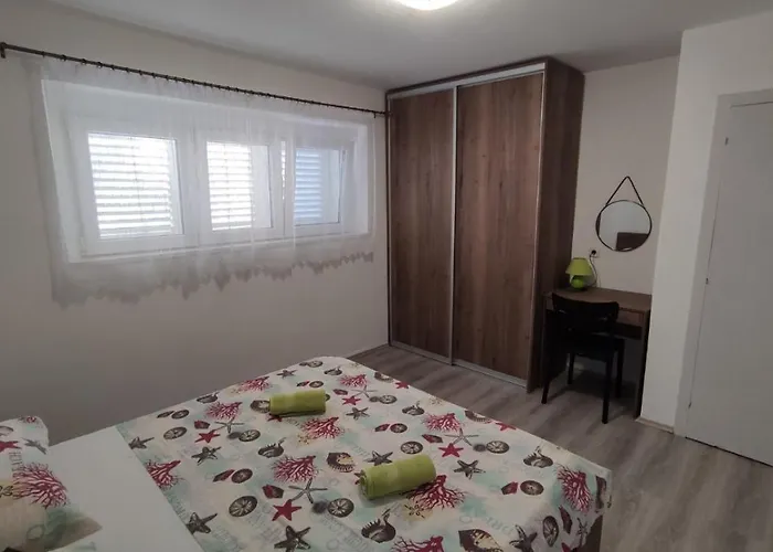 Adriatic Center Ii Макарська