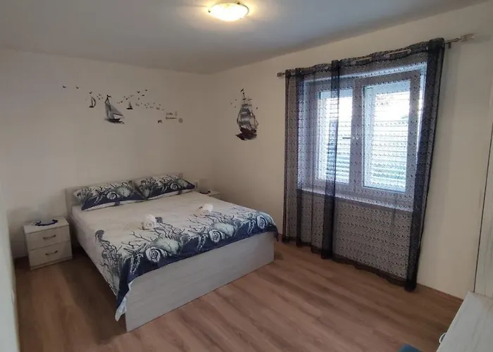 Adriatic Center Ii *